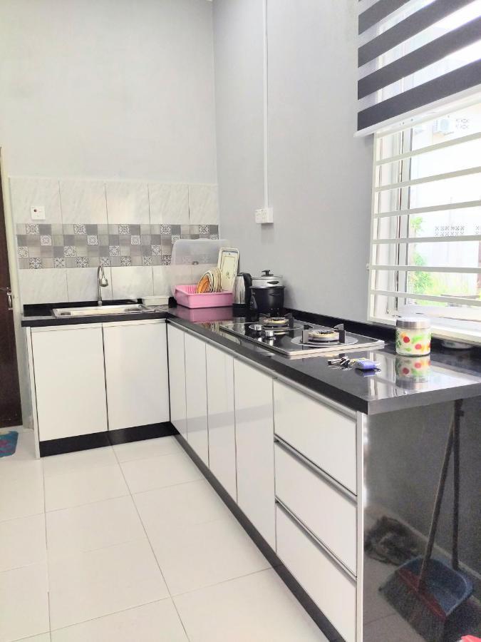 Вилла Private Pool Cassa Dinies, Wifi , Bbq,10 Pax Rantau Panjang Экстерьер фото