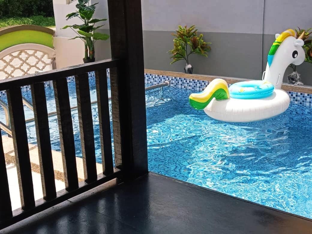 Вилла Private Pool Cassa Dinies, Wifi , Bbq,10 Pax Rantau Panjang Экстерьер фото