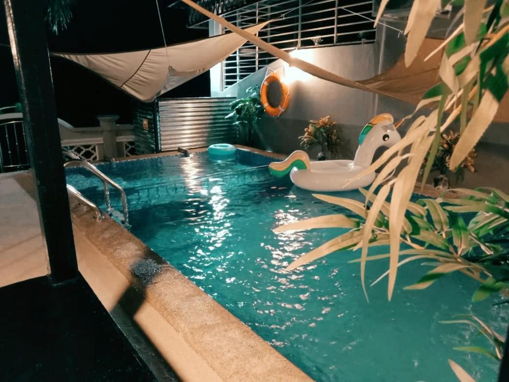 Вилла Private Pool Cassa Dinies, Wifi , Bbq,10 Pax Rantau Panjang Экстерьер фото