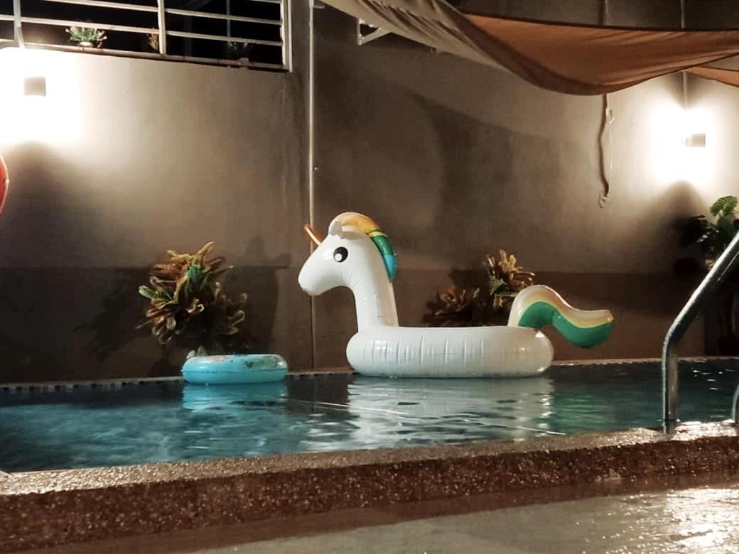 Вилла Private Pool Cassa Dinies, Wifi , Bbq,10 Pax Rantau Panjang Экстерьер фото